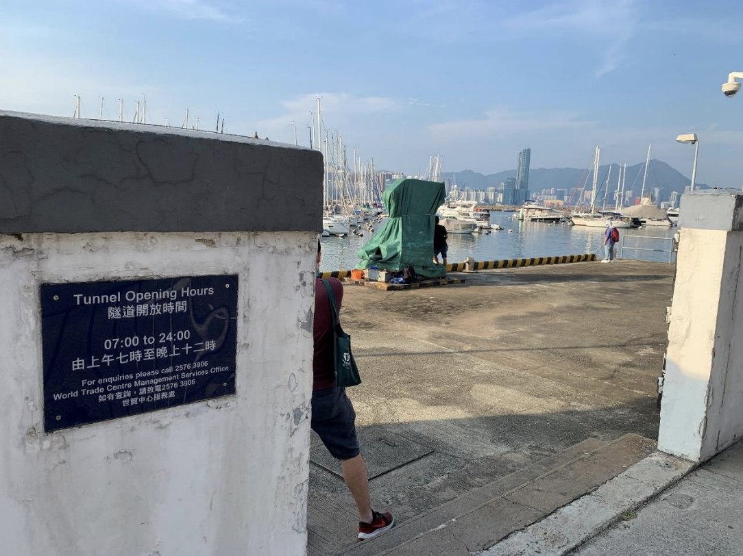 Pay attention to your left, there is the entrance of the pier.