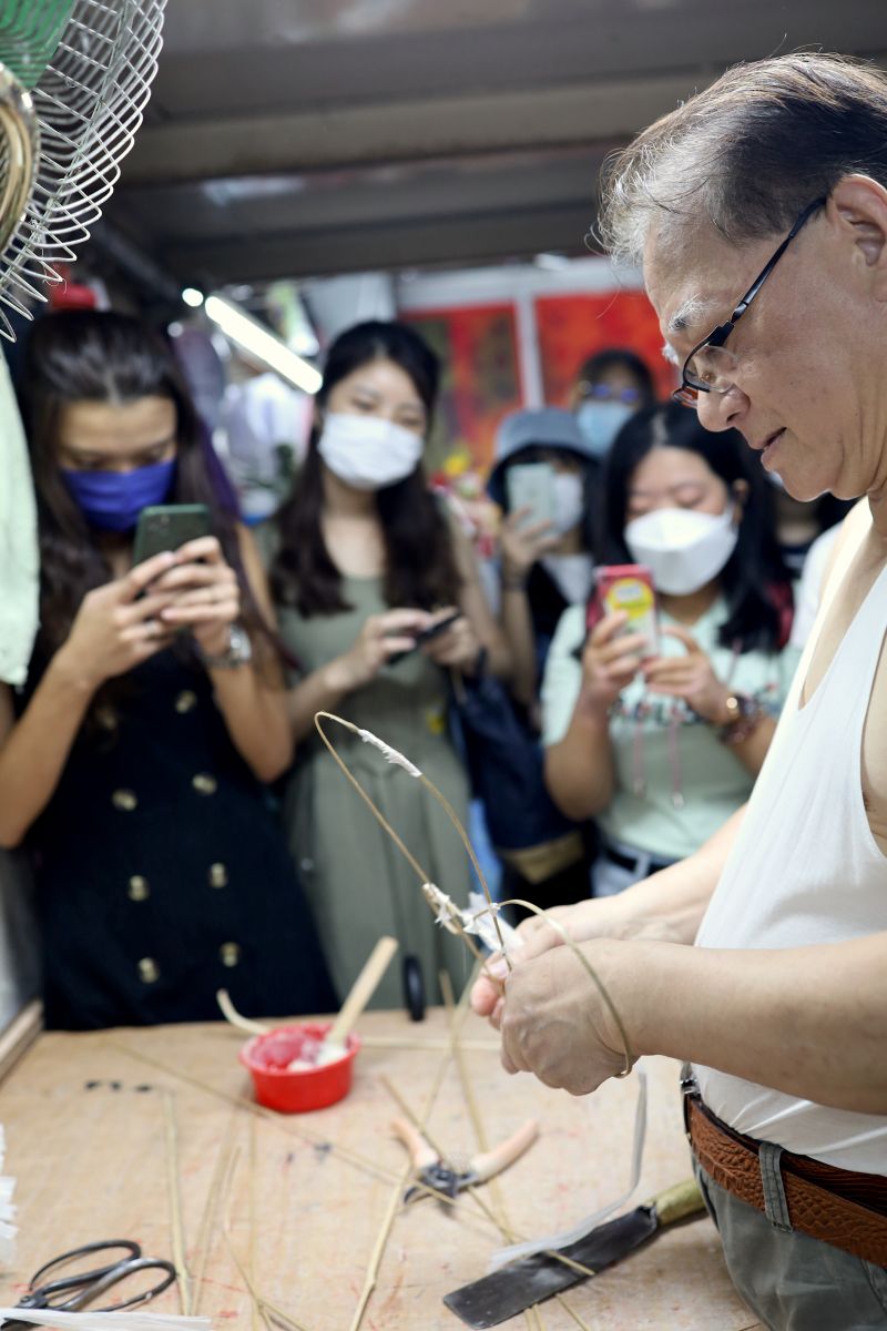 They can make any lantern you can ever imagine!