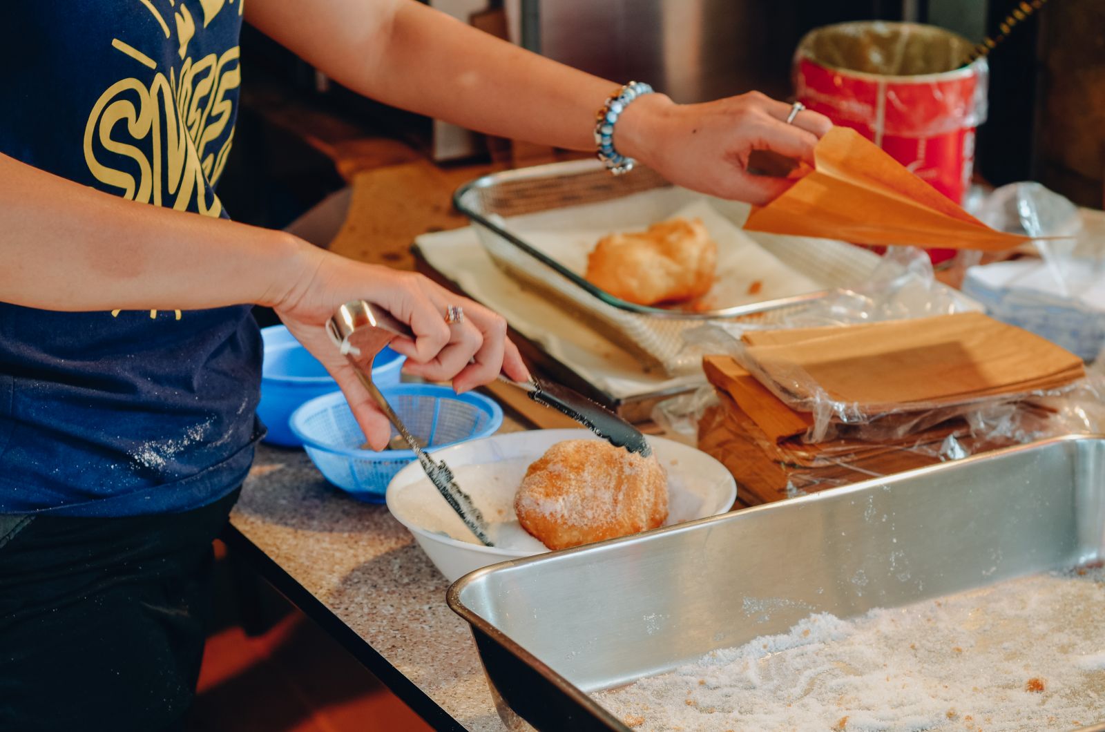 Every Sa Yong (沙翁) is freshly made by the owner